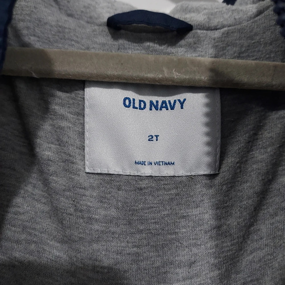 Old Navy Hooded Uniform Windbreaker Jacket in Navy Blue in Size 2T - Picture 7 of 10